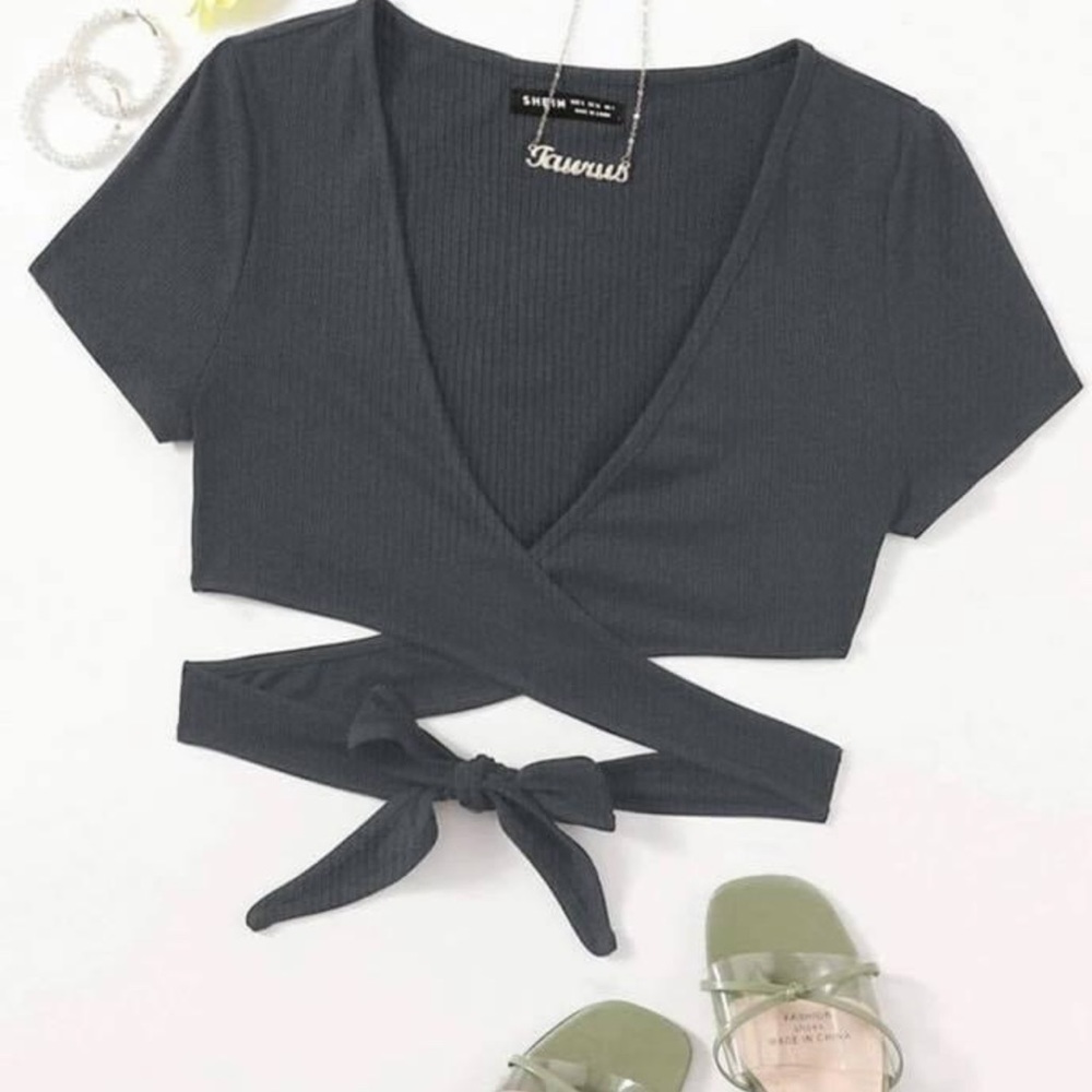 Grey crop top